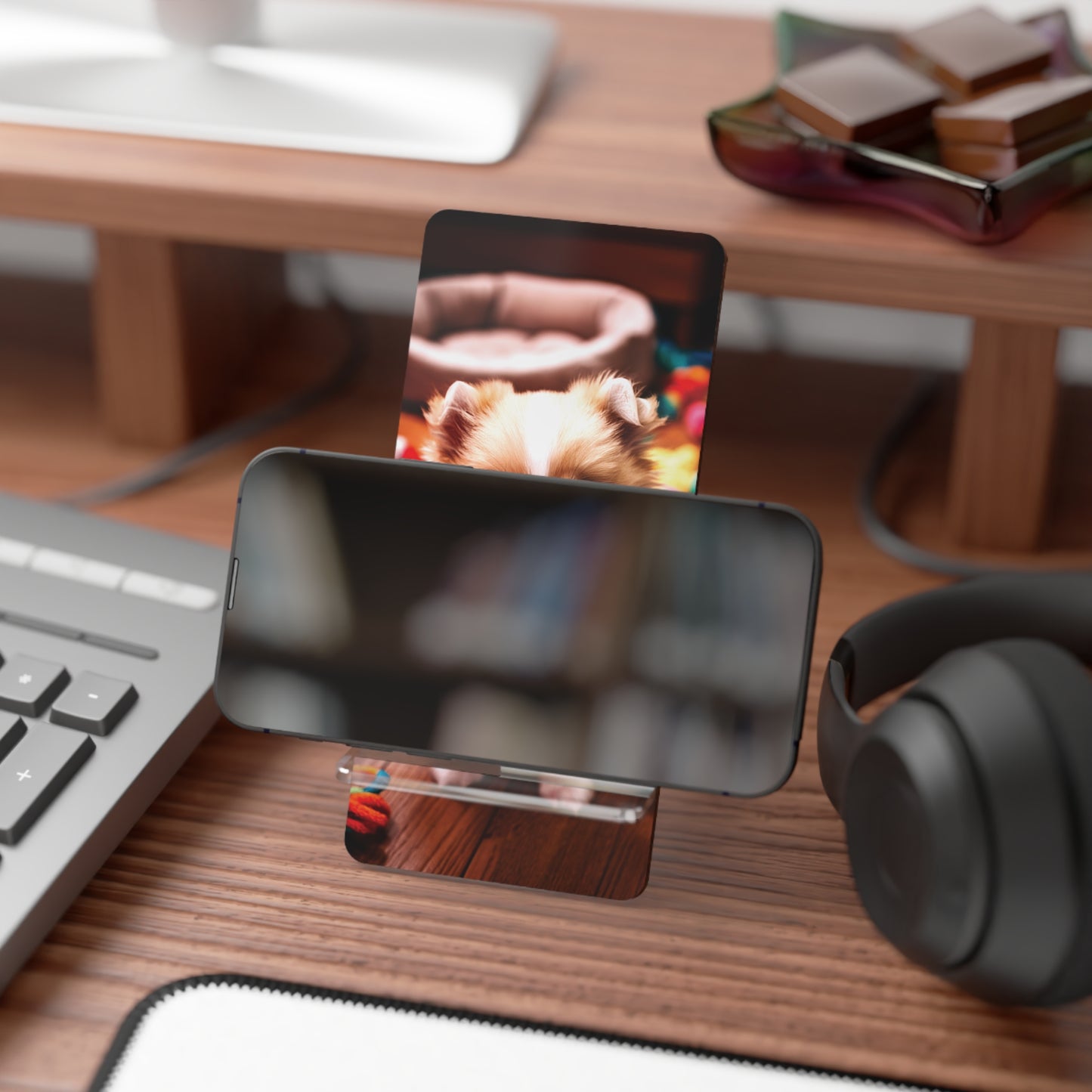 Master of Mischief - Display Stand for Smartphones