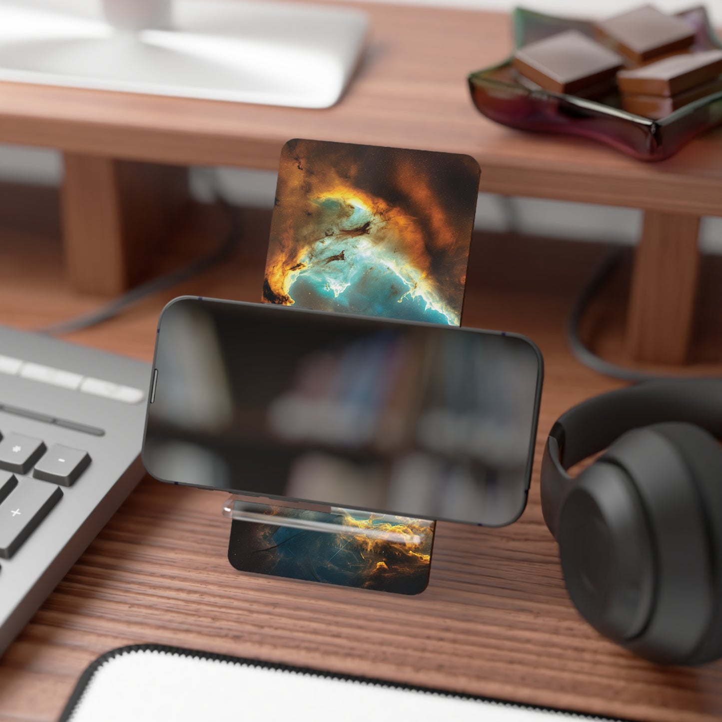 Stellar Vista - Display Stand for Smartphones