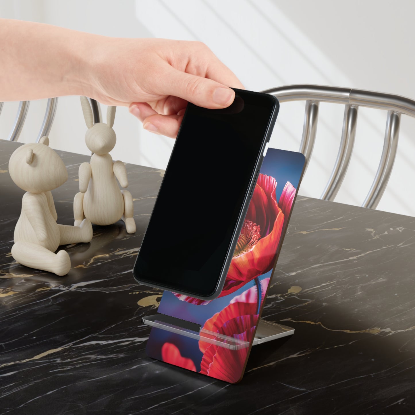 Poppy Dreams - Display Stand for Smartphones