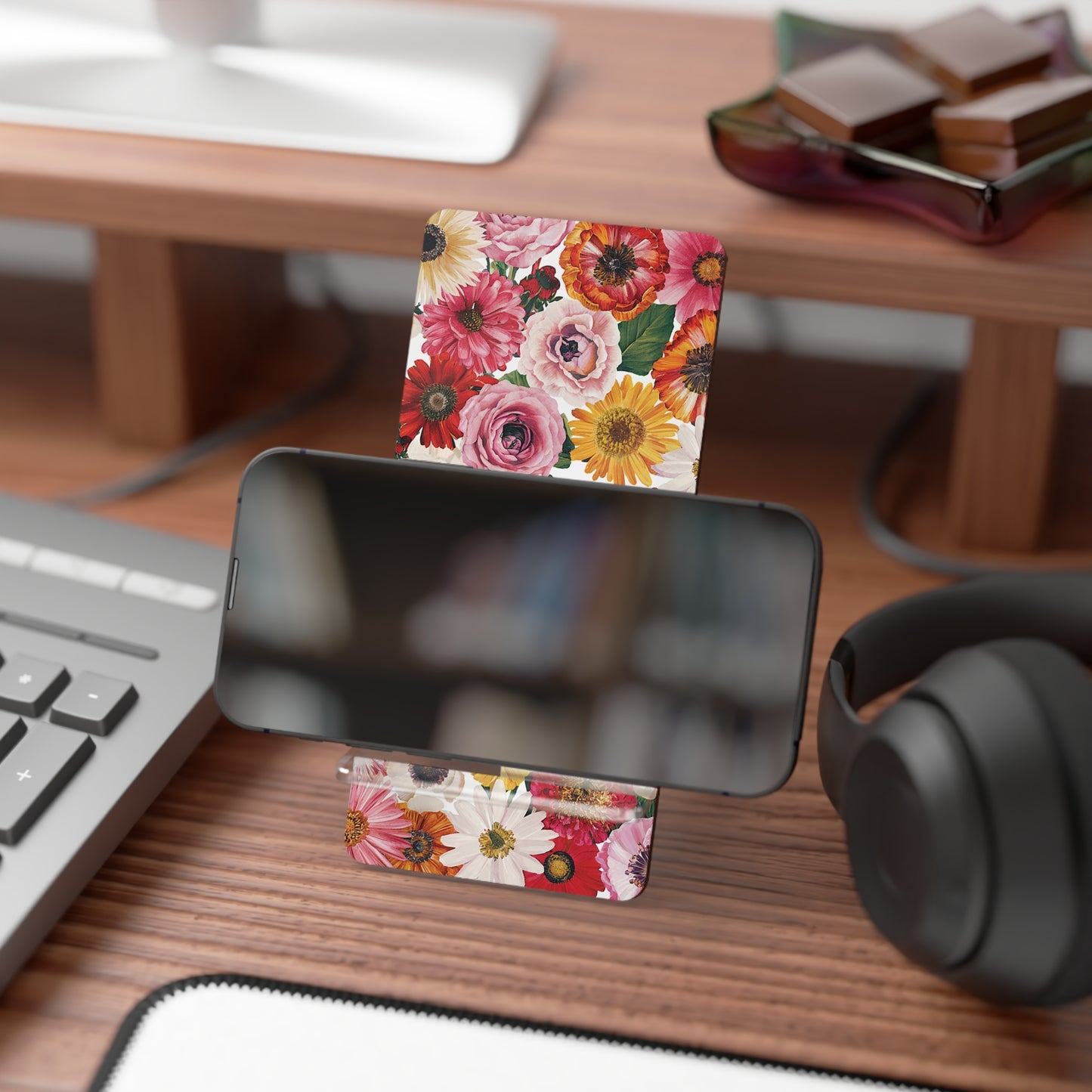Floral Kaleidoscope - Display Stand for Smartphones