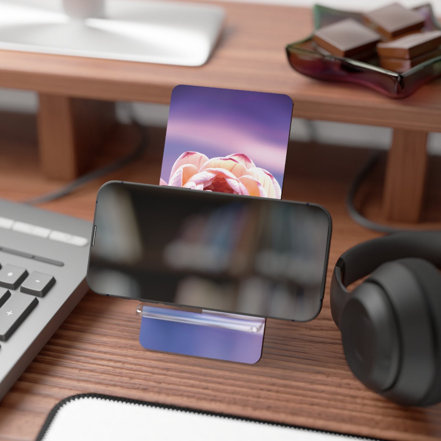 Lotus Serenity - Display Stand for Smartphones