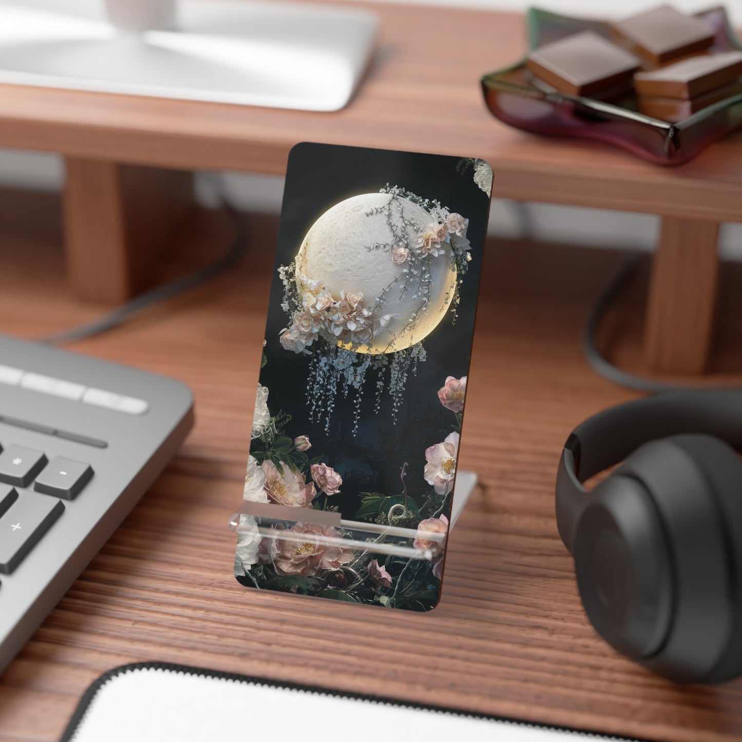 Whispering Moonlight - Display Stand for Smartphones