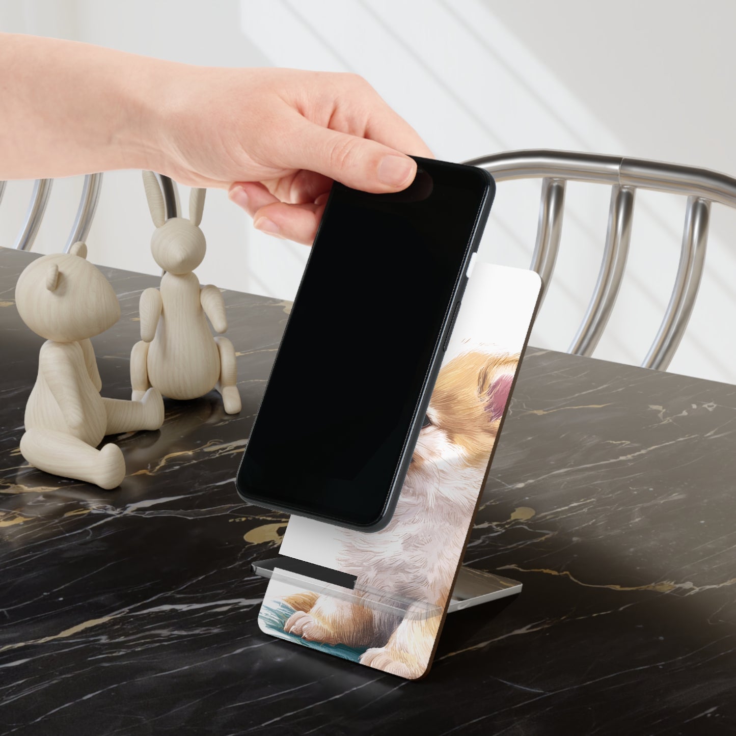 The Butterfly and the Pom - Display Stand for Smartphones